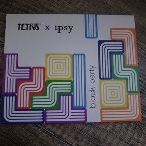 Tetris x ipsy palette